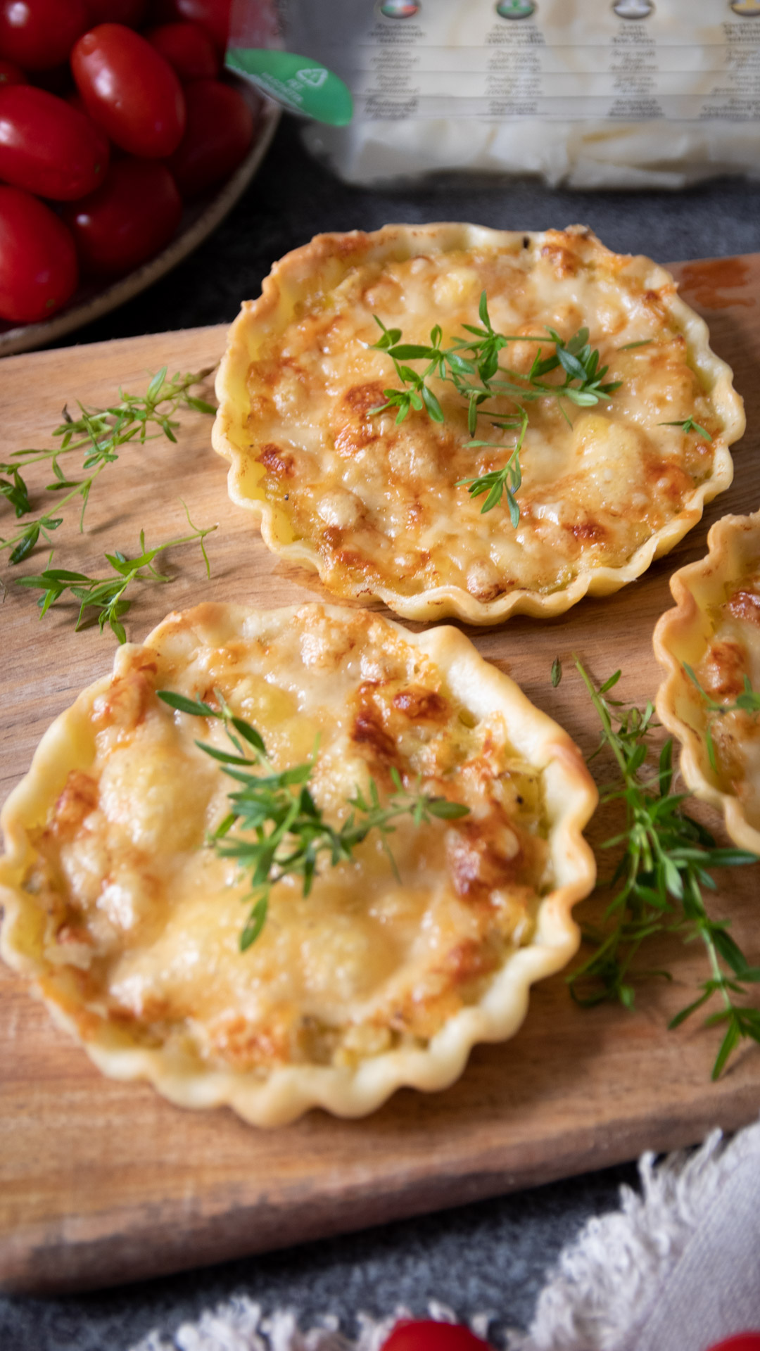 Tartellette con porri e Raspadura Bella Lodi